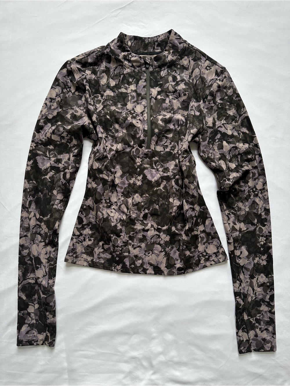 lululemon athletica Long-Sleeve Half-Zip Floral Top Black & Gray